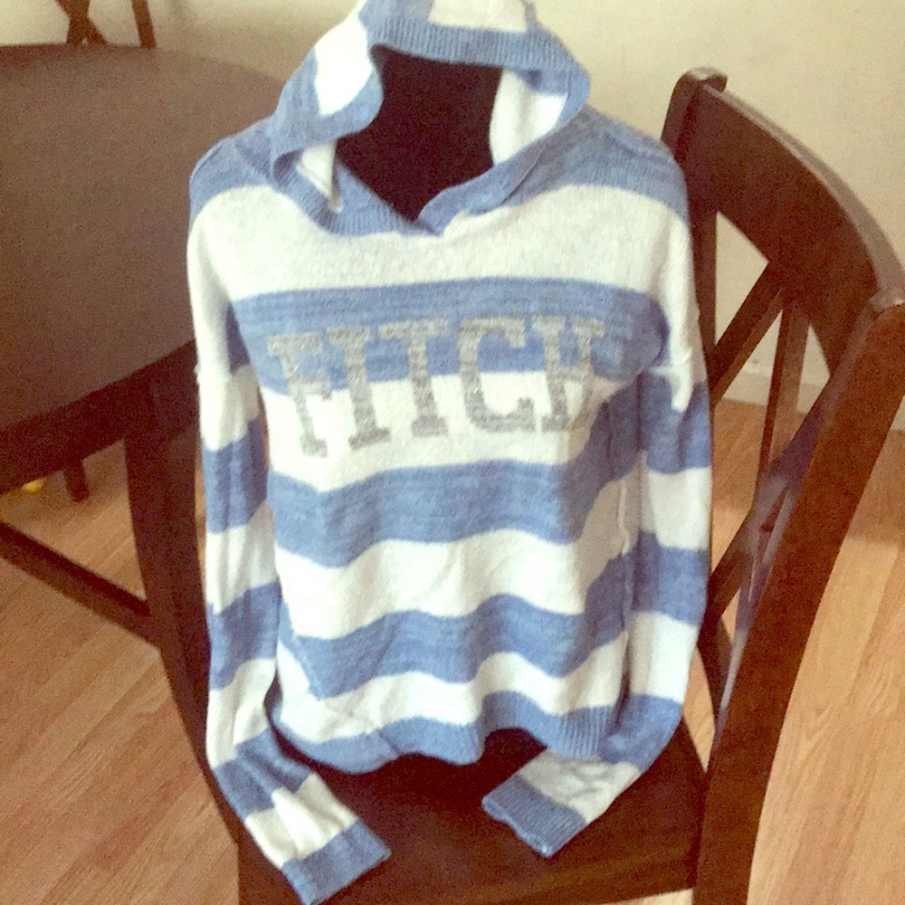 Abercrombie top